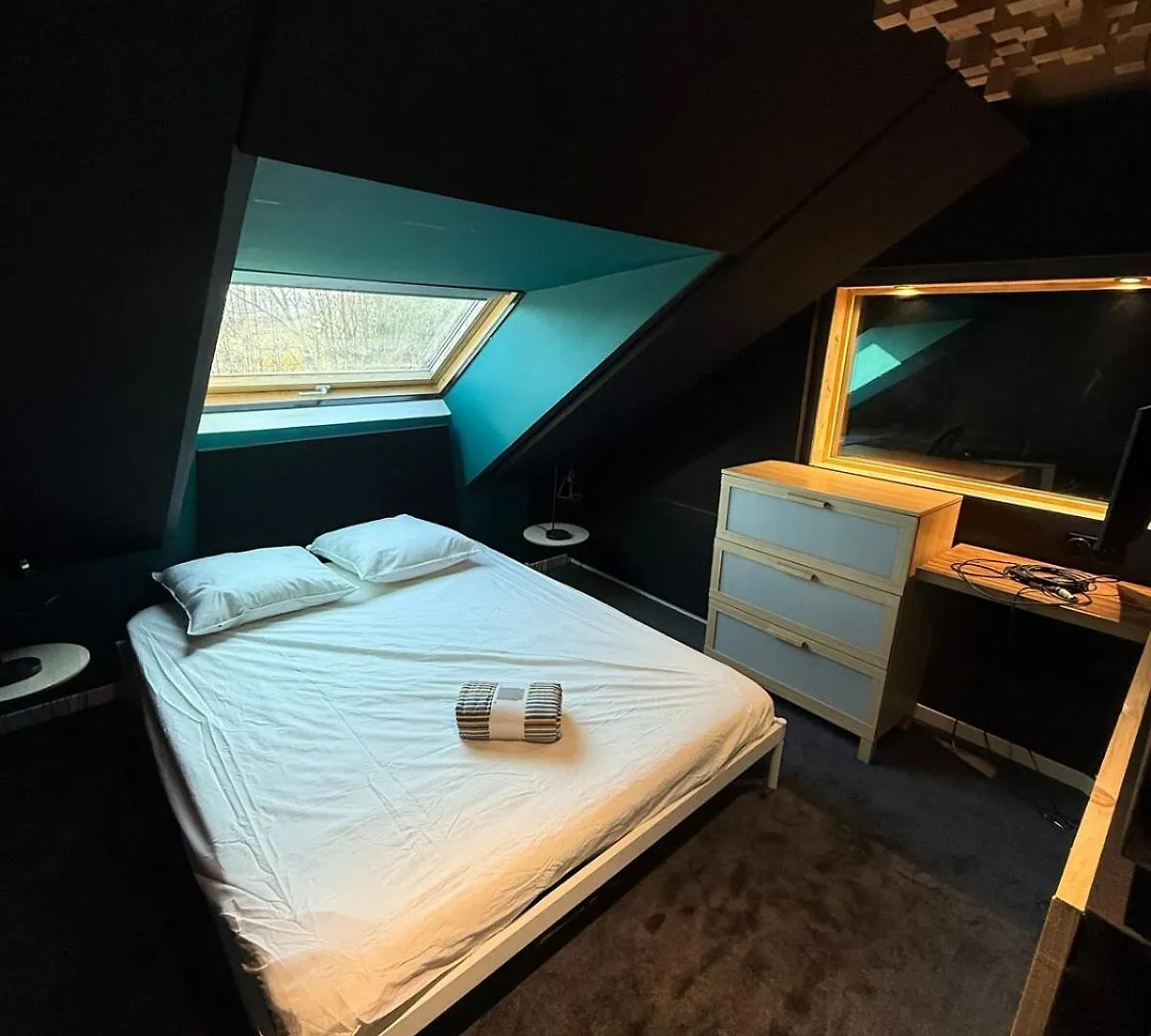 Chaleureux T2 Avec Bureau Apartment Sigoyer  France
